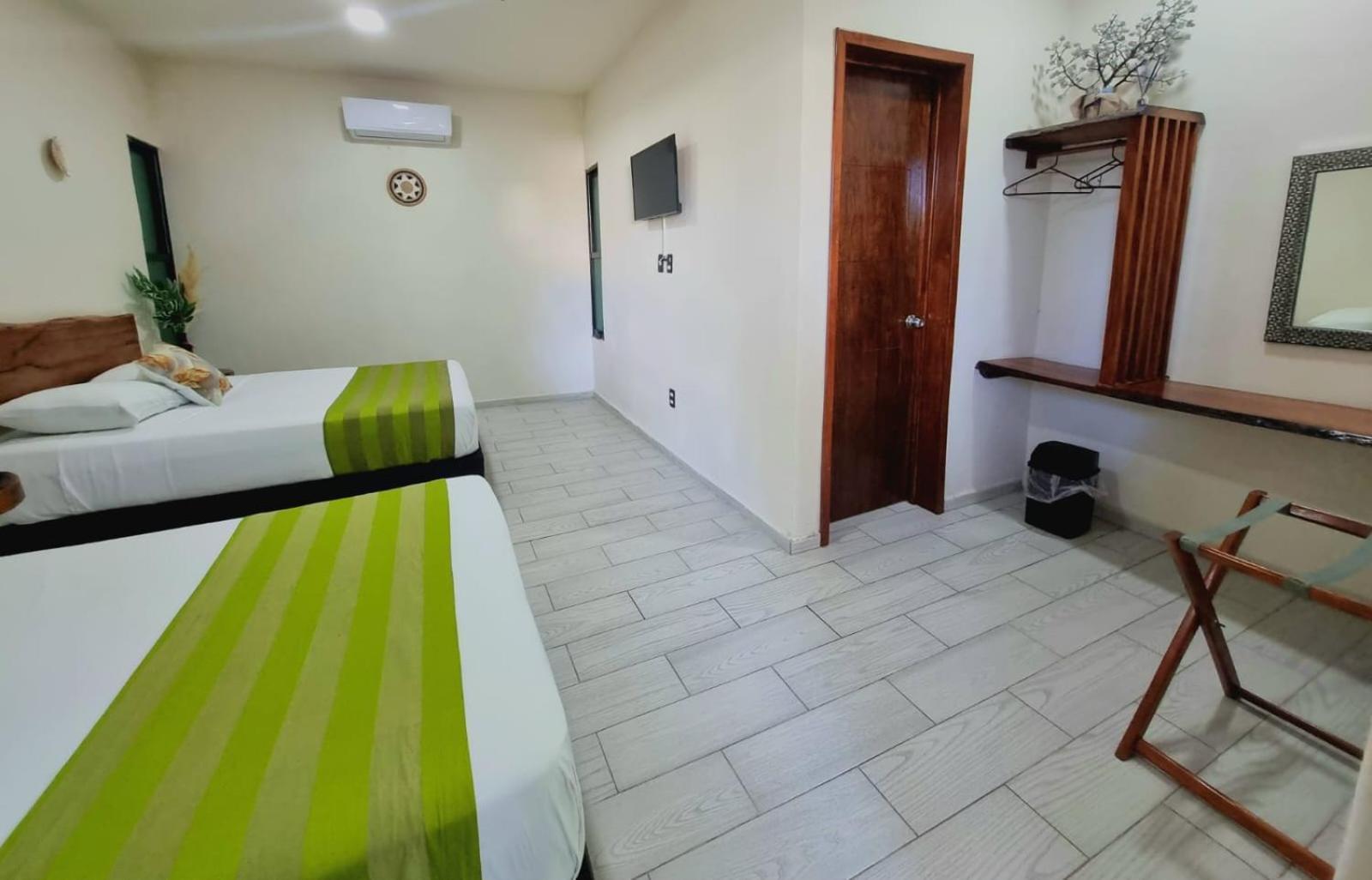 Hotel Brisas Bacalar Kültér fotó