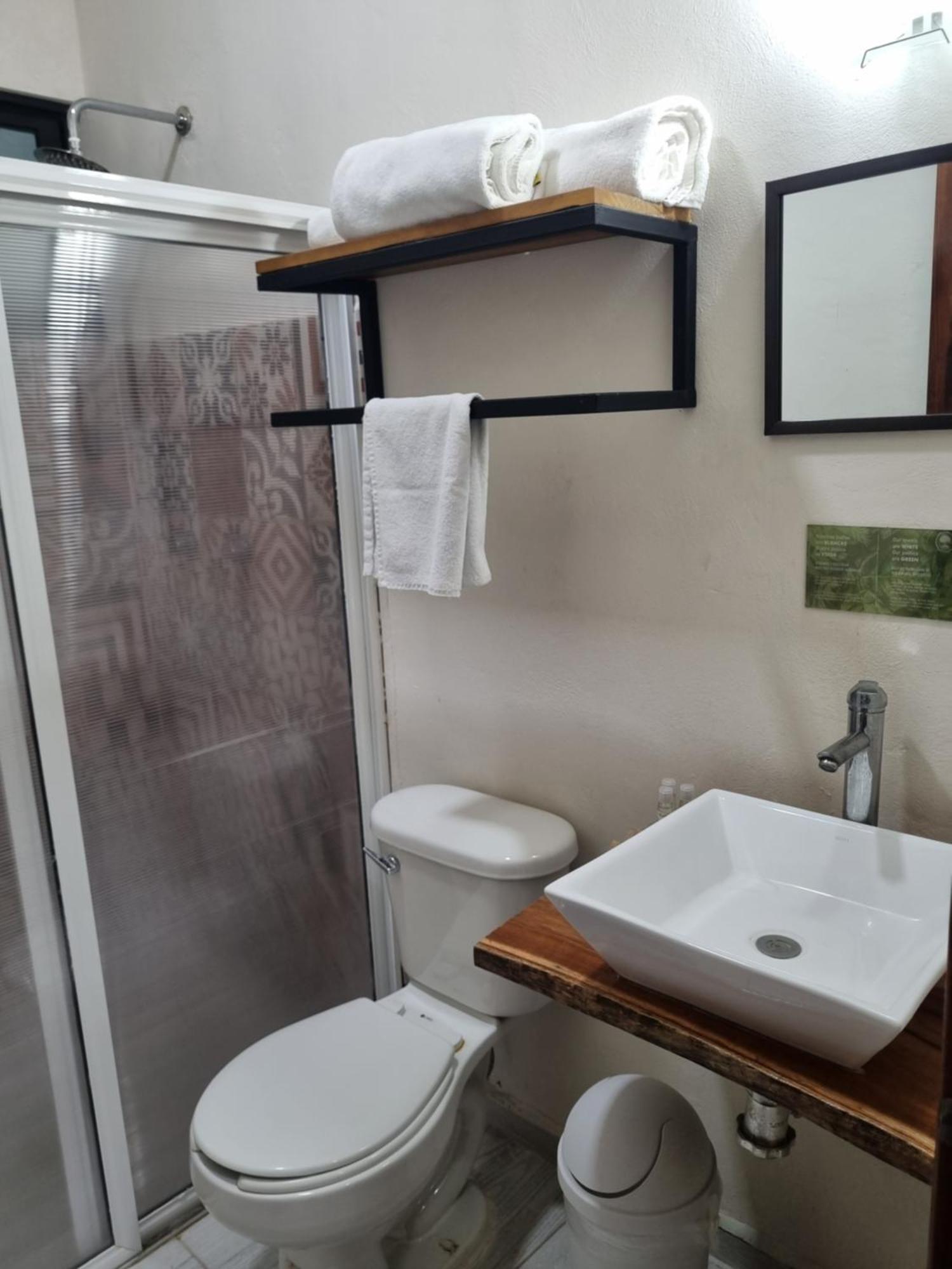 Hotel Brisas Bacalar Kültér fotó